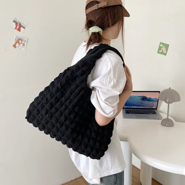 Cute Pleated Puff Shouder Bag Women - Image 4