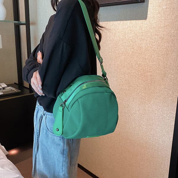 Shell Shoulder Bag Women New Trendy Fashion Versatile Large Capacity Crossbody Sports Bags - Image 4